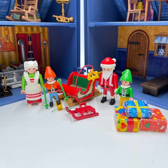 Playmobil Other - Playmobil My Take Along Holiday Home Christmas House Santa Claus REPLACEMENT